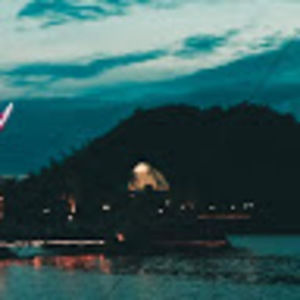 Meet your Posher, Ana